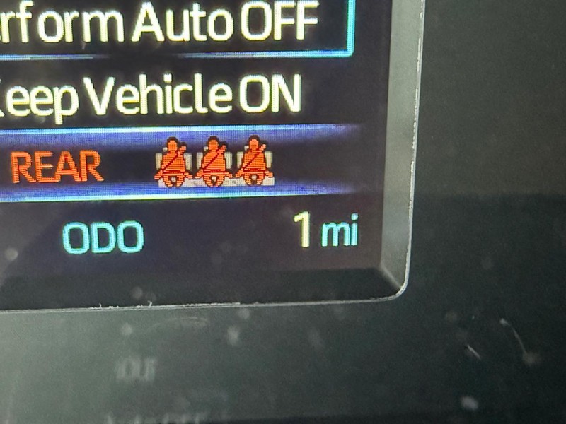 Toyota Tundra 4WD Vehicle Image 16