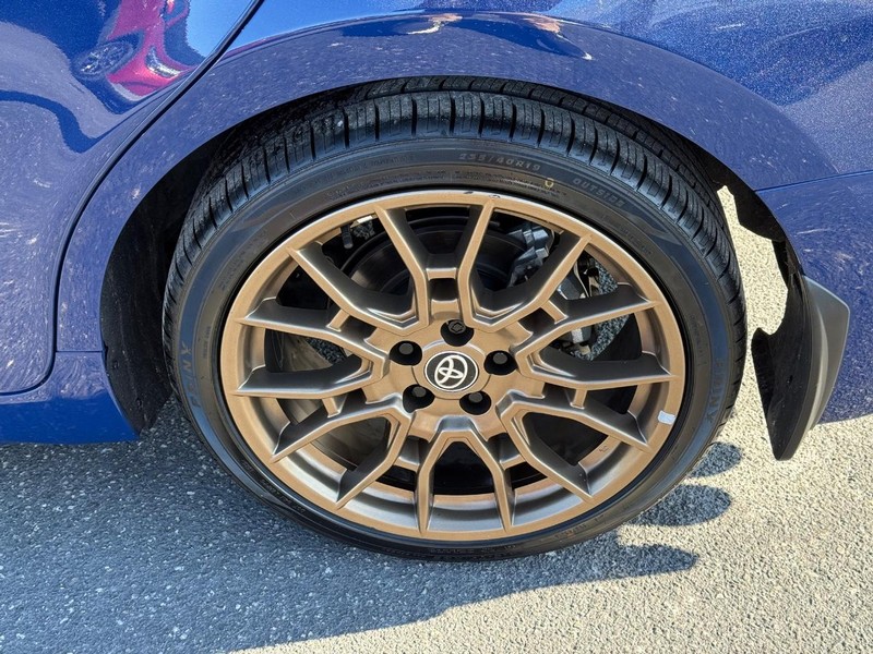 Toyota Camry Vehicle Image 06