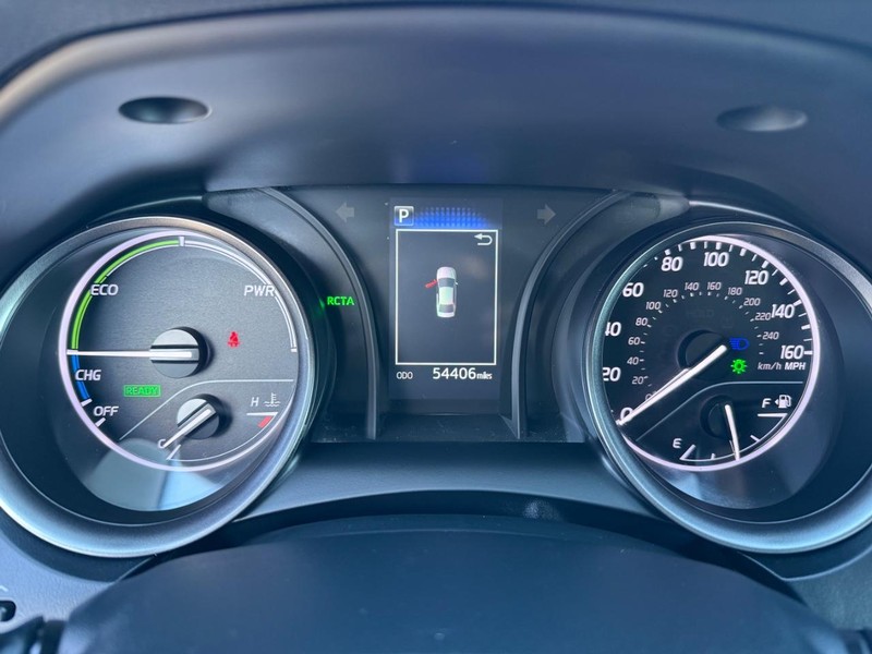 Toyota Camry Vehicle Image 21