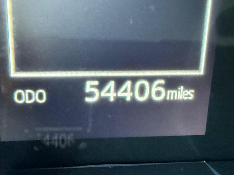 Toyota Camry Vehicle Image 22