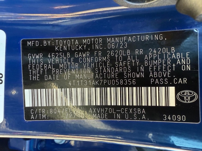 Toyota Camry Vehicle Image 25