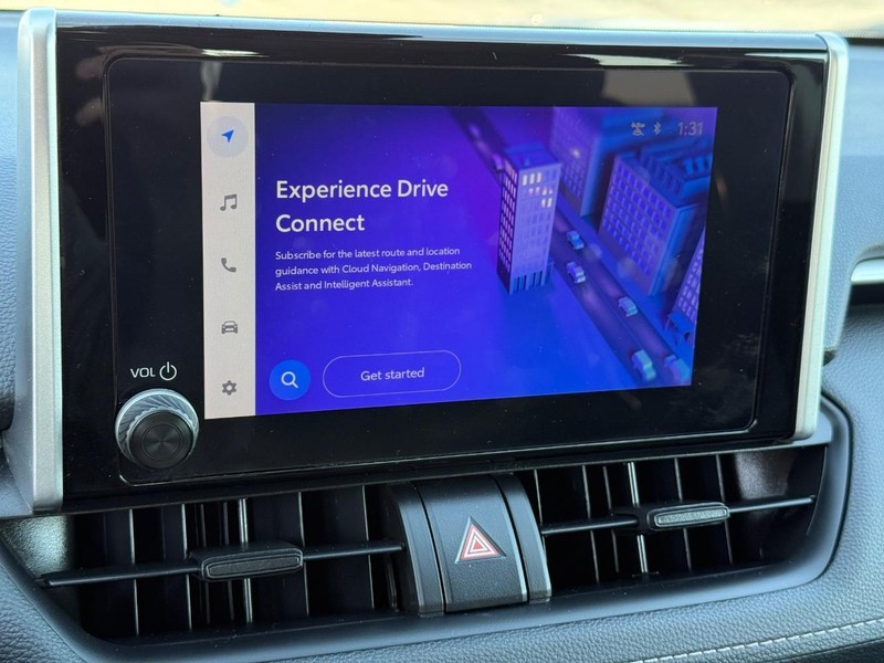 Toyota RAV4 Vehicle Image 16