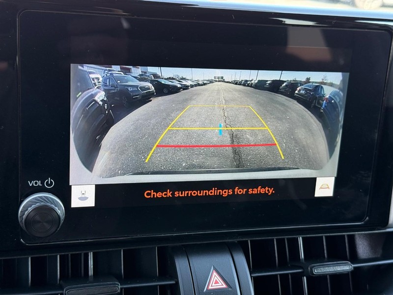 Toyota RAV4 Vehicle Image 17