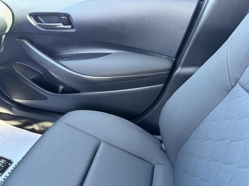 Toyota Corolla Vehicle Image 20