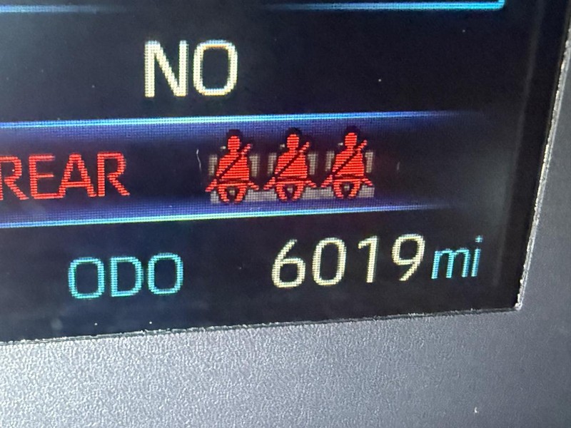 Toyota Corolla Vehicle Image 22