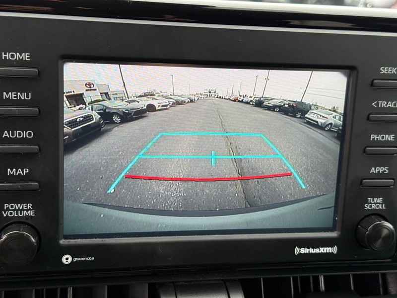 Toyota RAV4 Vehicle Image 17