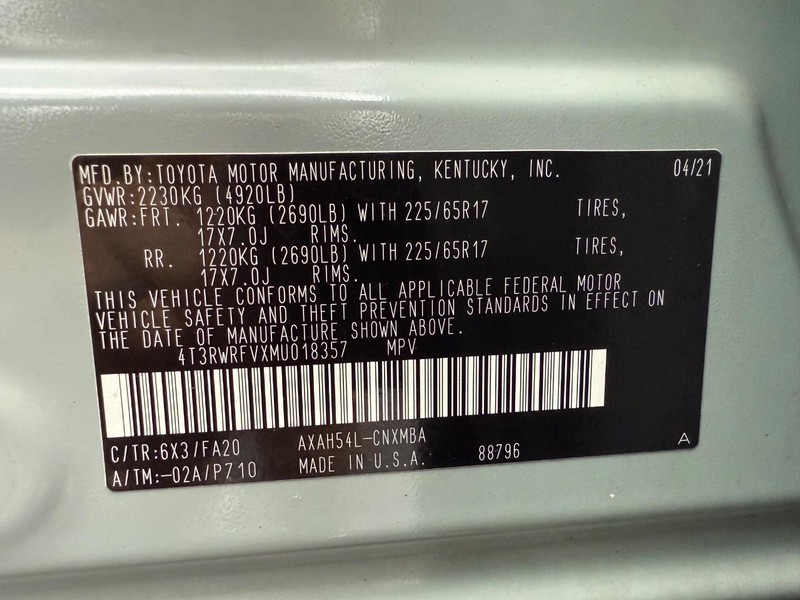 Toyota RAV4 Vehicle Image 25