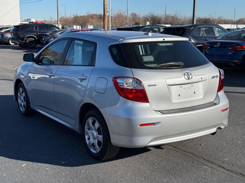 Toyota Matrix Vehicle Image 05