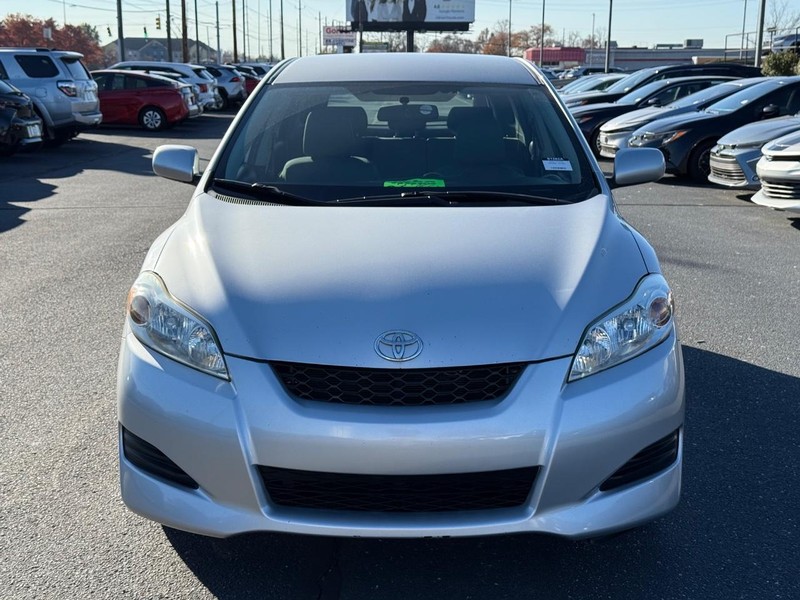 Toyota Matrix Vehicle Image 09