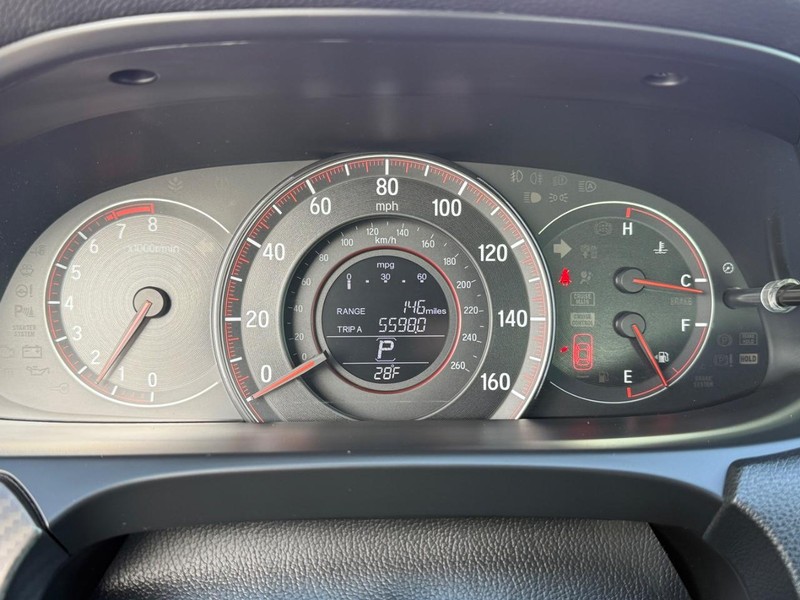 Honda Accord Sedan Vehicle Image 21