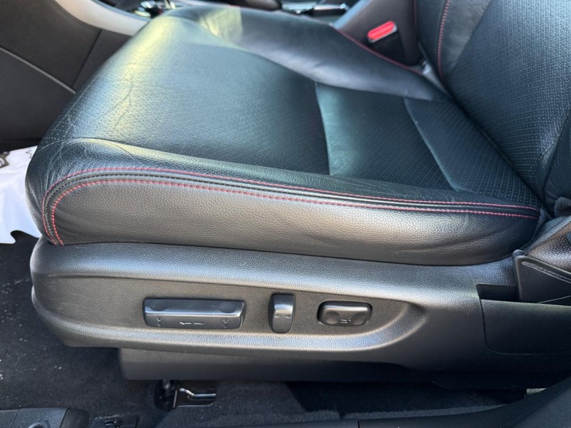 Honda Accord Sedan Vehicle Image 24