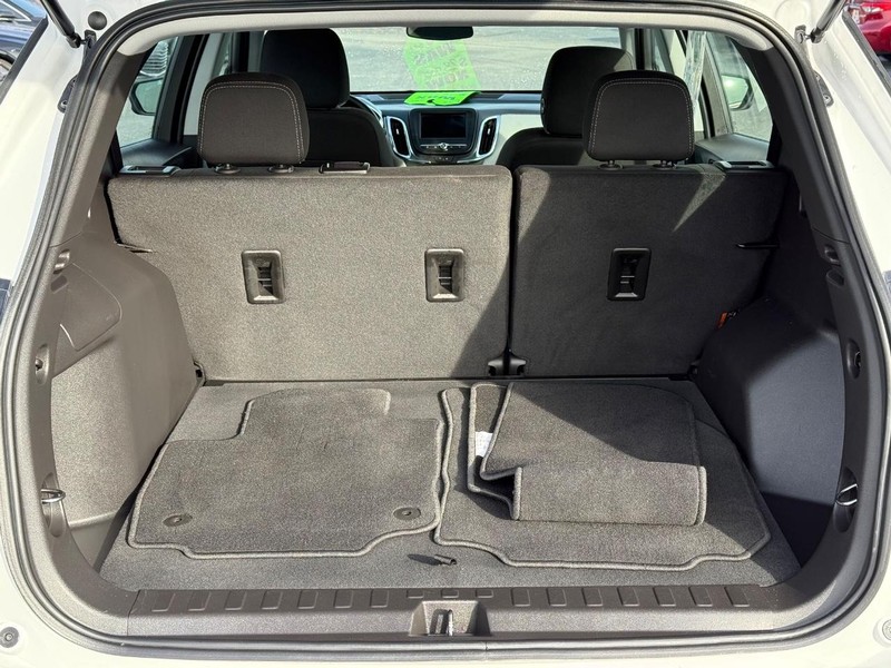 Chevrolet Equinox Vehicle Image 07