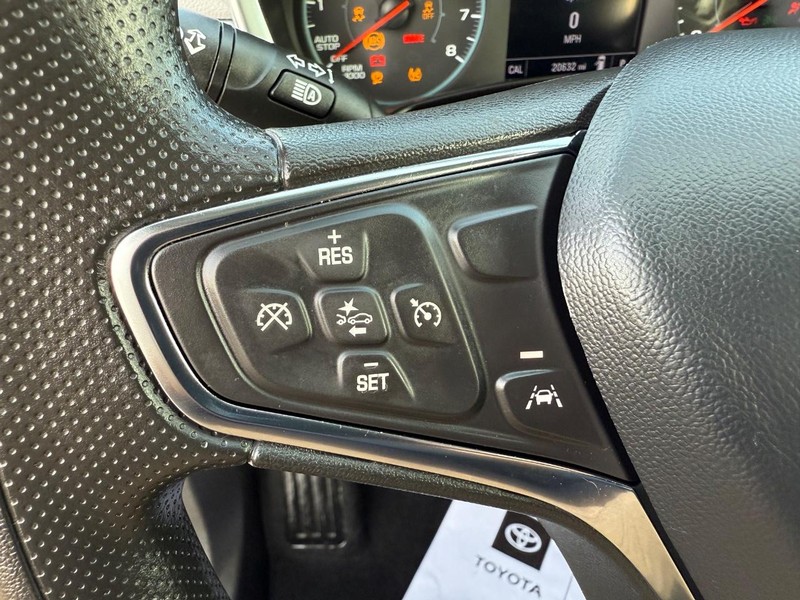 Chevrolet Equinox Vehicle Image 13