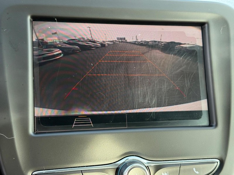 Chevrolet Equinox Vehicle Image 17