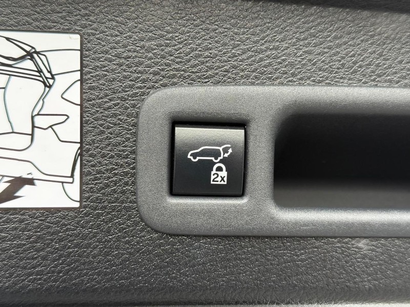 Toyota Sienna Vehicle Image 08