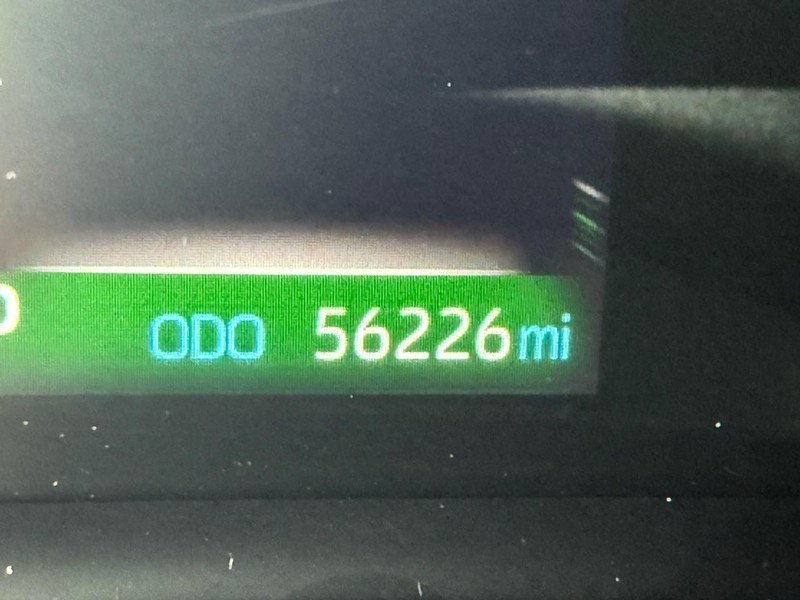 Toyota Sienna Vehicle Image 26