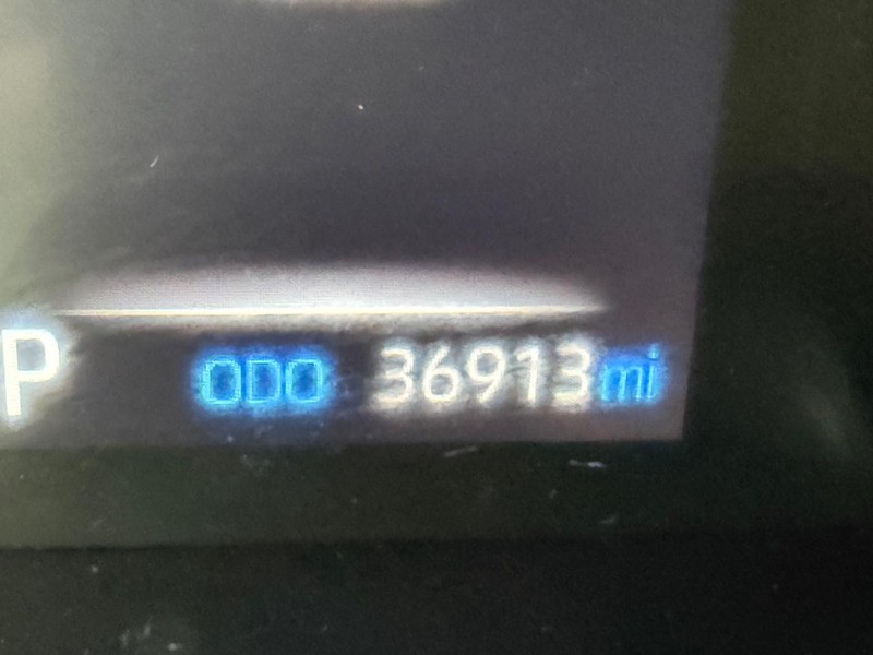 Toyota RAV4 Vehicle Image 26