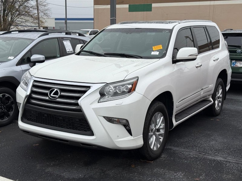 Lexus GX Vehicle Image 02