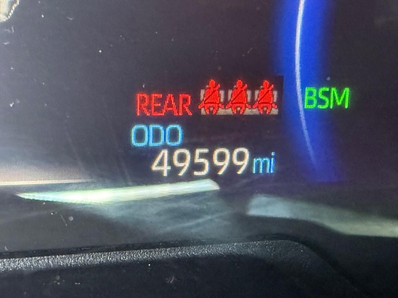 Toyota RAV4 Vehicle Image 26