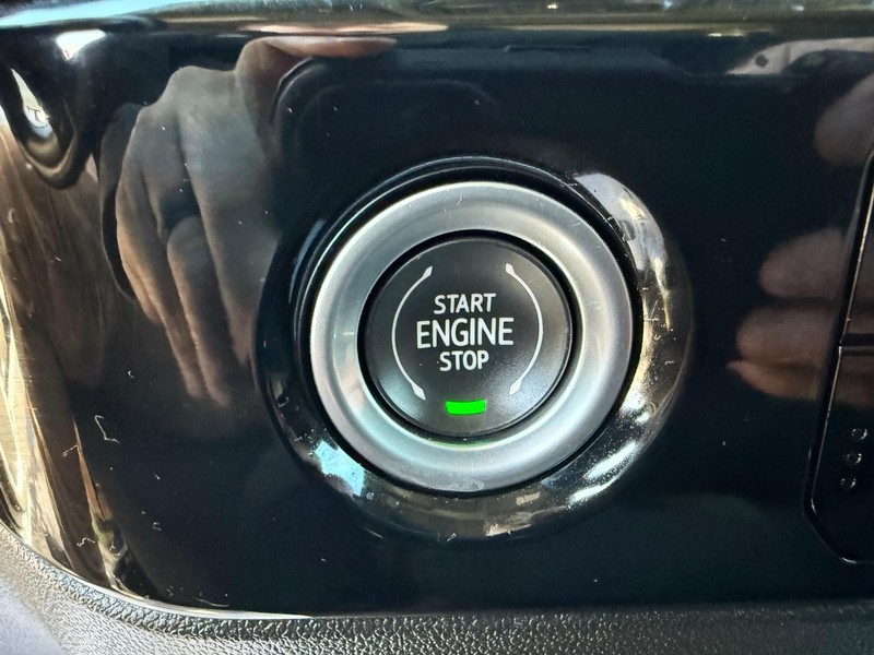 Chevrolet Silverado 1500 Vehicle Image 15