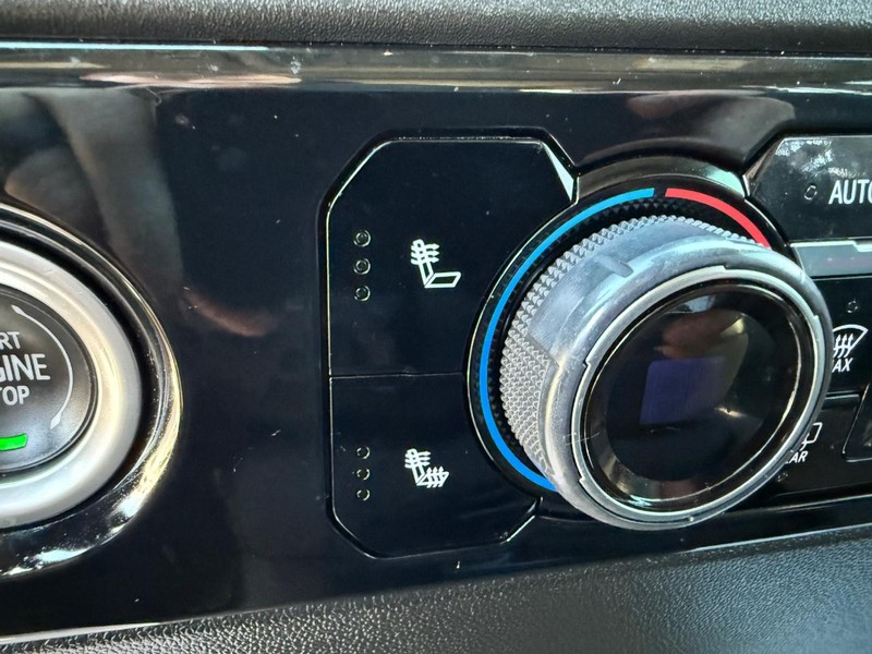 Chevrolet Silverado 1500 Vehicle Image 16