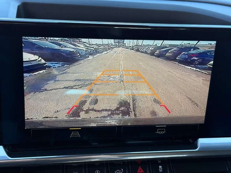 Chevrolet Silverado 1500 Vehicle Image 18