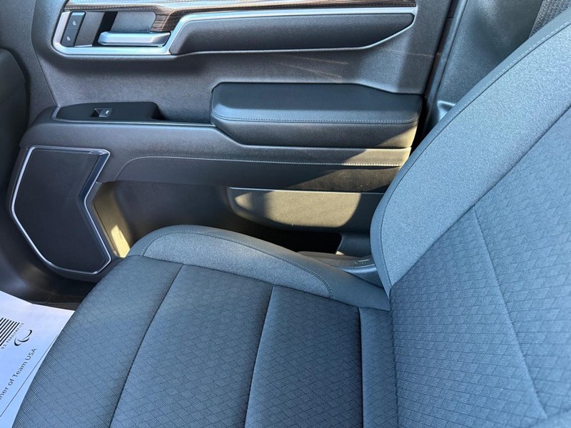 Chevrolet Silverado 1500 Vehicle Image 21