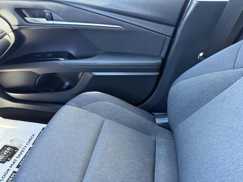 Toyota Camry Vehicle Image 20