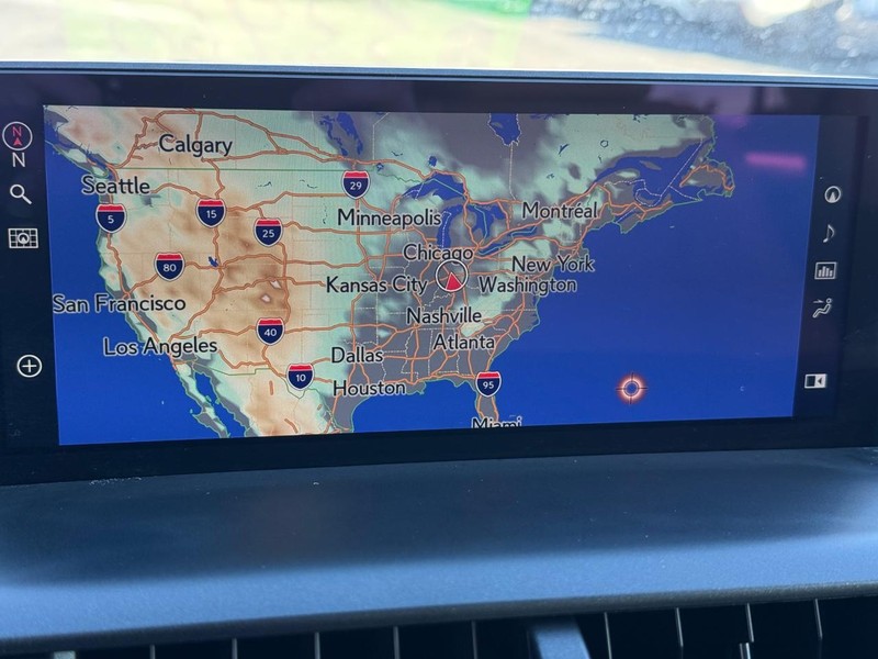 Lexus NX Vehicle Image 19