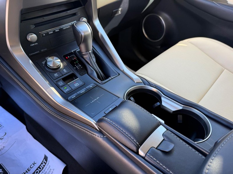 Lexus NX Vehicle Image 22