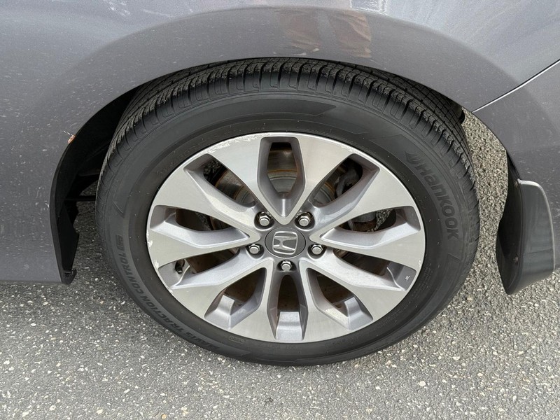 Honda Accord Coupe Vehicle Image 06