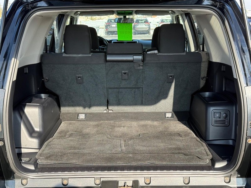 Toyota 4Runner Vehicle Image 07