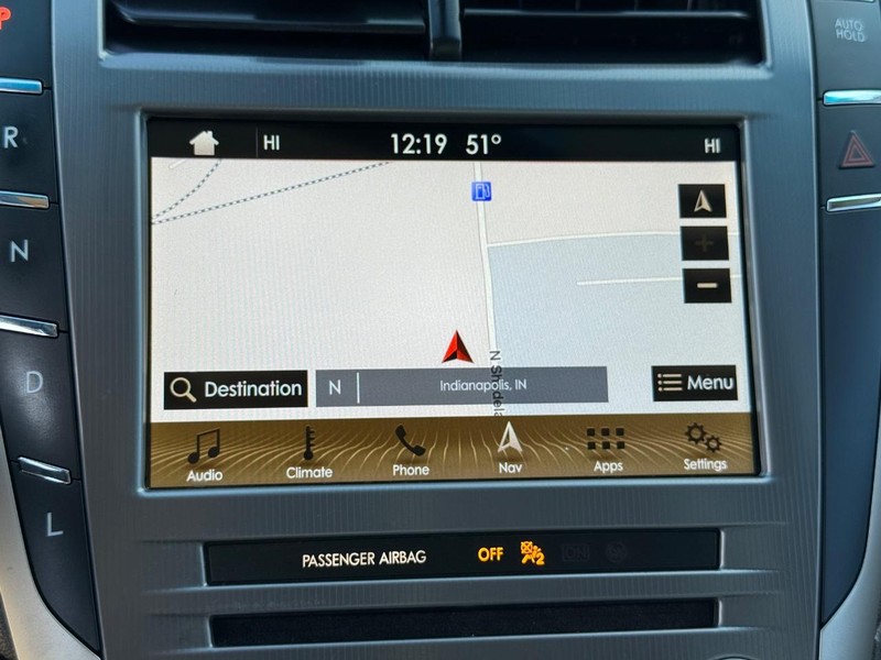 Lincoln MKZ Vehicle Image 17