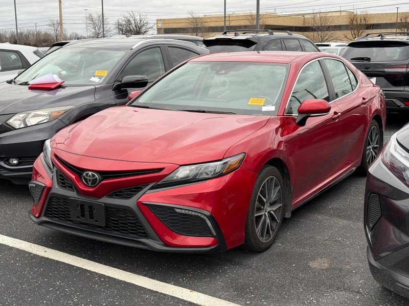 Toyota Camry Vehicle Image 02