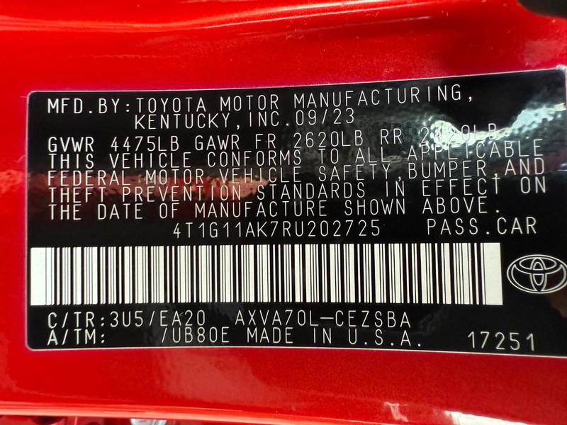 Toyota Camry Vehicle Image 22
