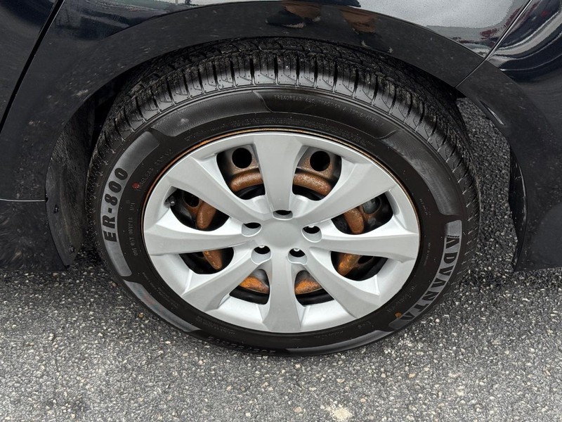 Toyota Corolla Vehicle Image 06