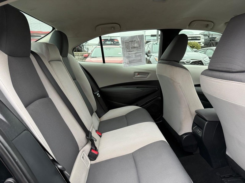 Toyota Corolla Vehicle Image 10