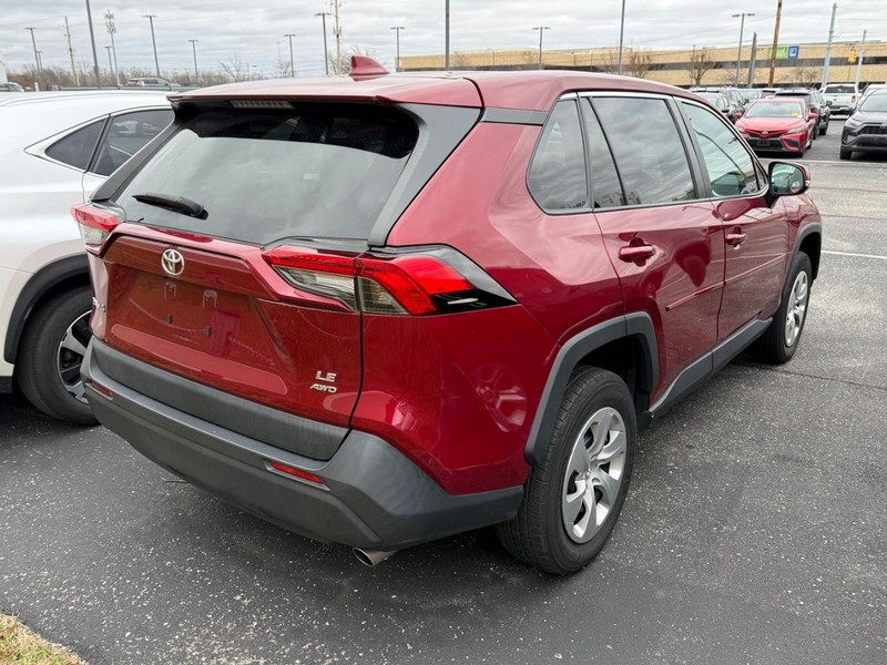 Toyota RAV4 Vehicle Image 04