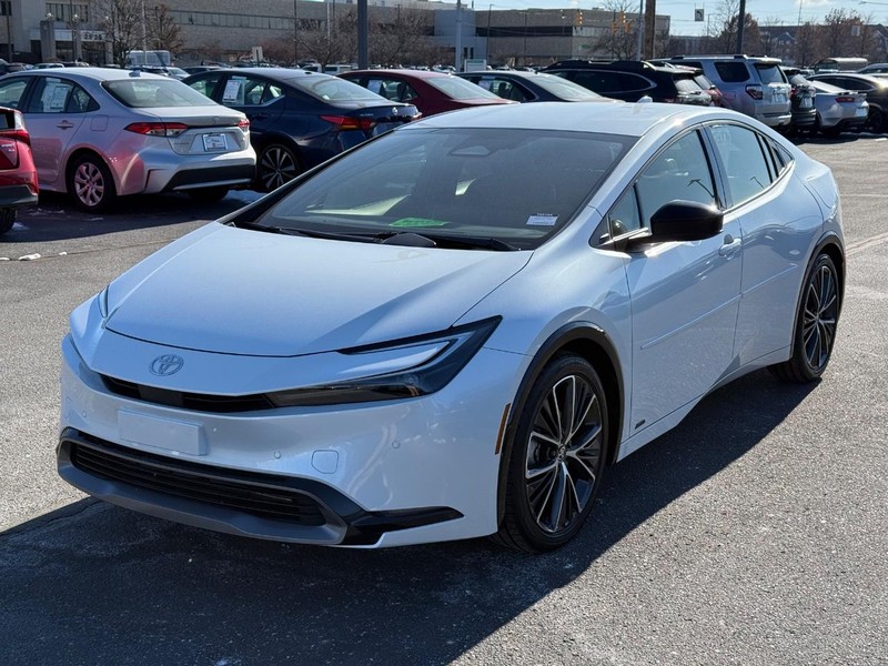 Toyota Prius Vehicle Image 08