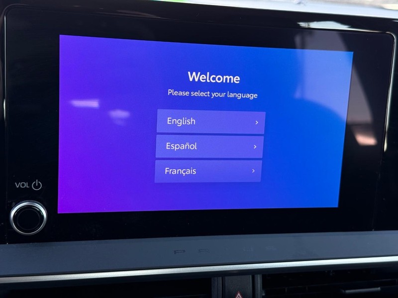 Toyota Prius Vehicle Image 17