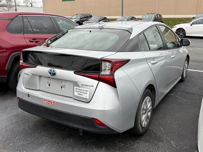 Toyota Prius Vehicle Image 04