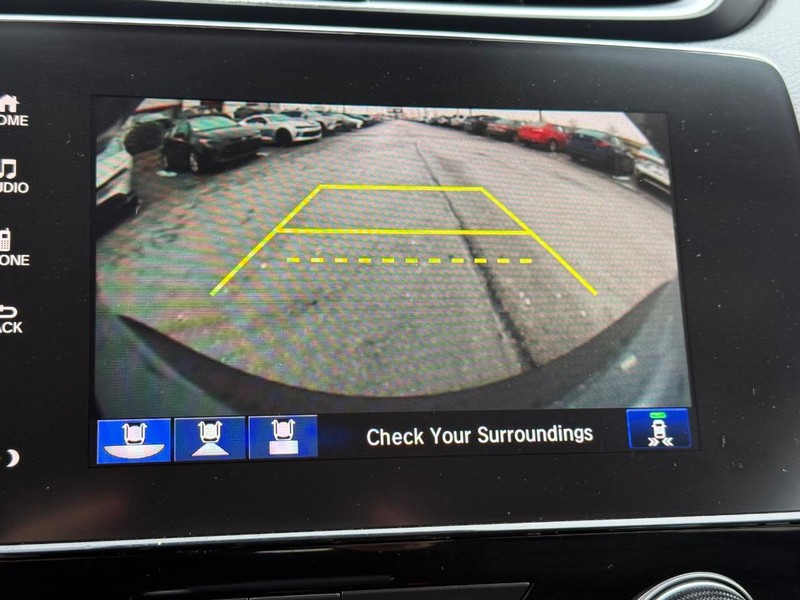 Honda CR-V Vehicle Image 19