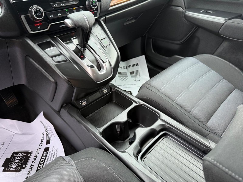 Honda CR-V Vehicle Image 20
