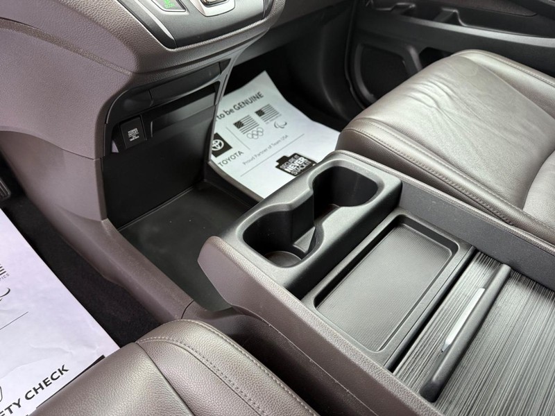 Honda Odyssey Vehicle Image 23