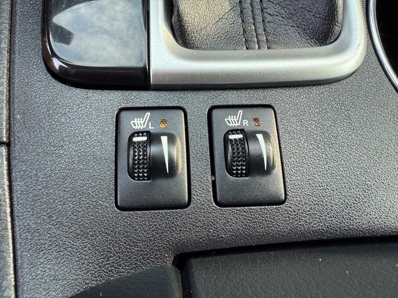 Toyota Highlander Vehicle Image 19