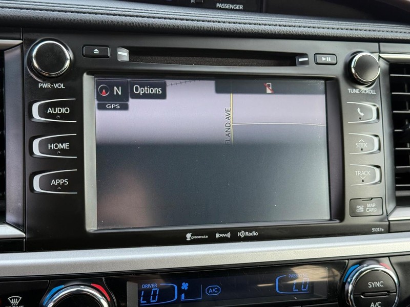 Toyota Highlander Vehicle Image 20