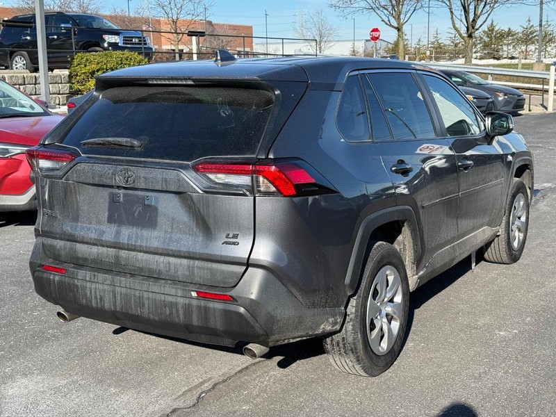 Toyota RAV4 Vehicle Image 03