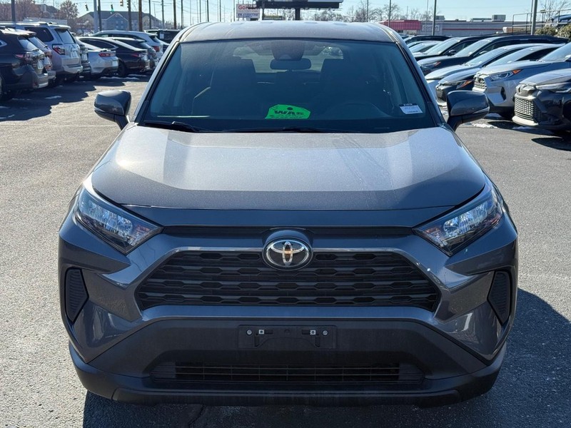 Toyota RAV4 Vehicle Image 09