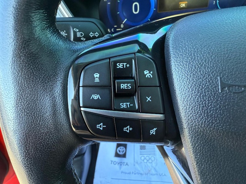 Ford Escape Vehicle Image 15