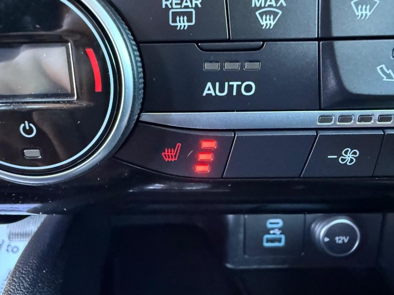 Ford Escape Vehicle Image 18